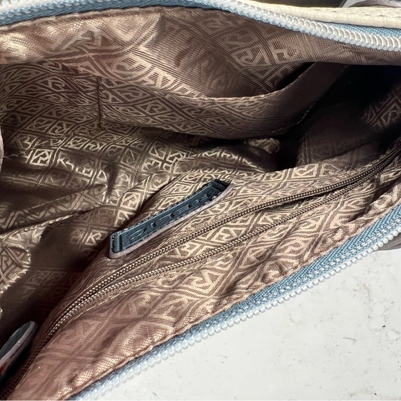 Relic leather 2 tone blue white crossbody patchwork colorblock adjustable - Picture 7 of 7